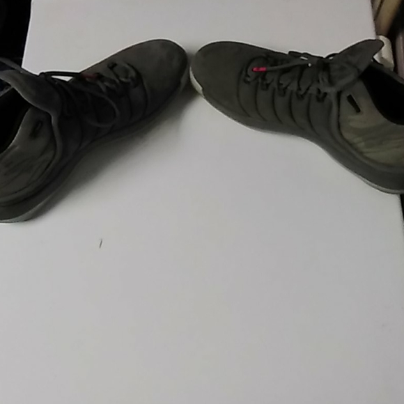 Jordans - Picture 5 of 5